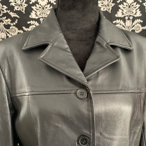 🦇 Vintage 90’s Leather Jacket 🦇 - Picture 3 of 12